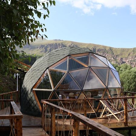 Glamping Emerald Kazbegi Exteriör bild