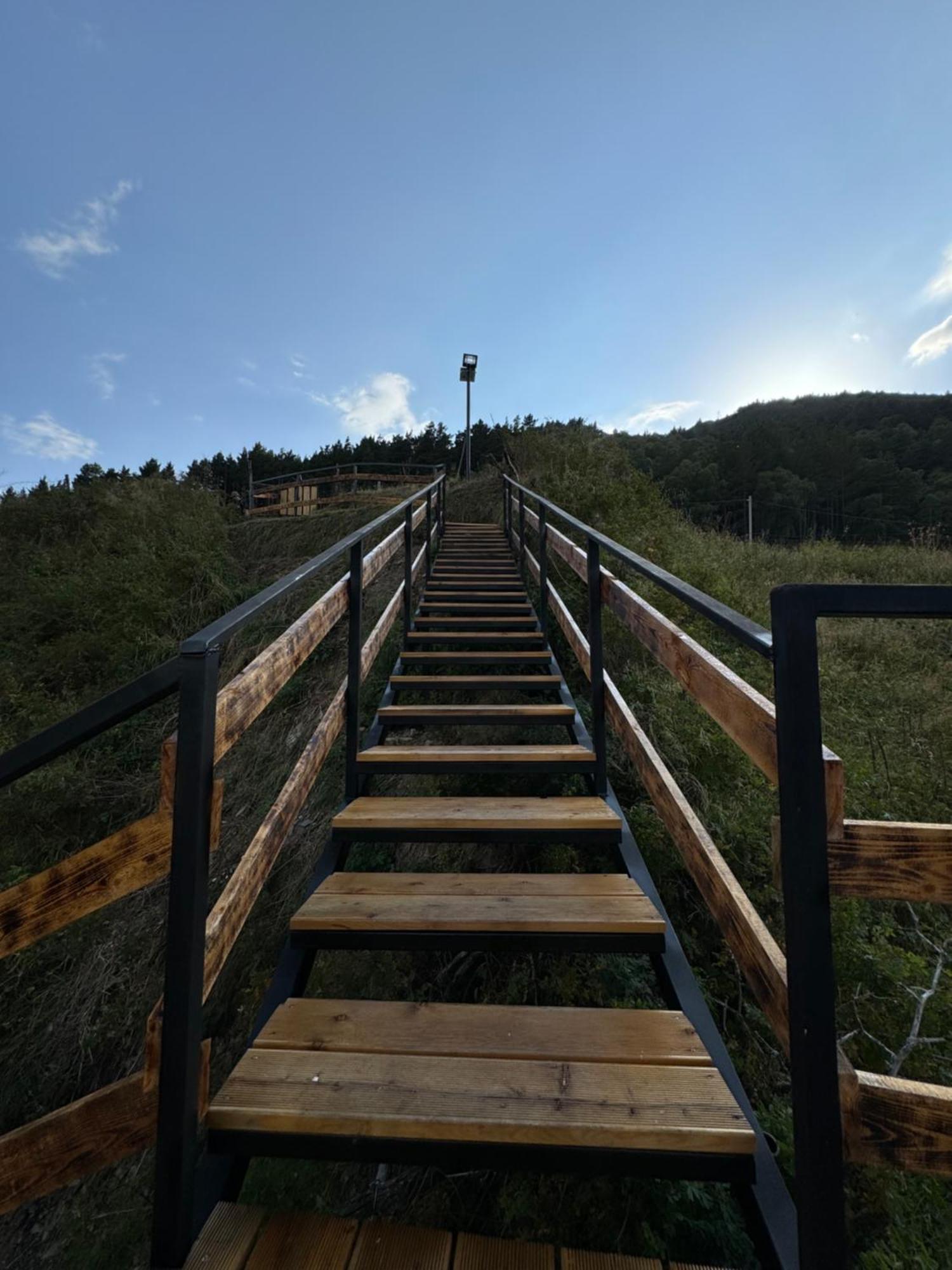 Glamping Emerald Kazbegi Exteriör bild