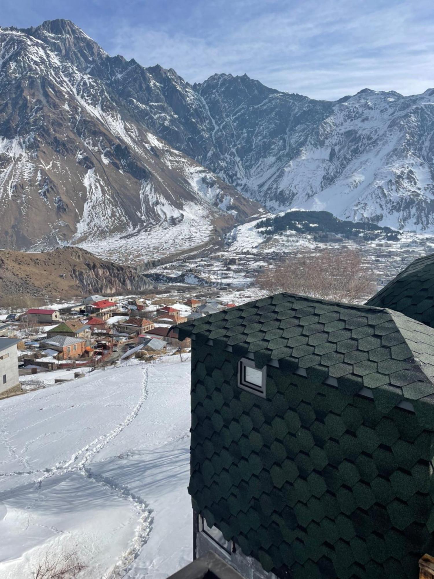 Glamping Emerald Kazbegi Exteriör bild